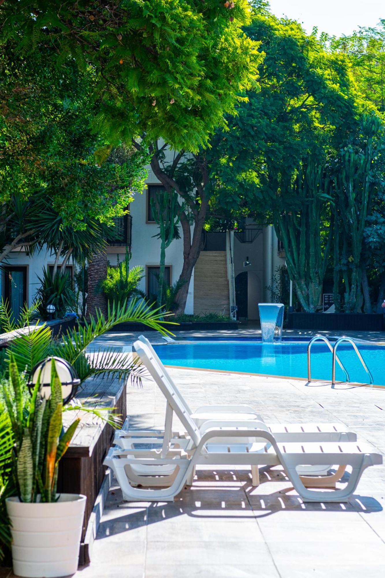 Flora Hotel Gumbet Bagian luar foto